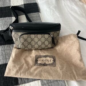 Gucci Small GG Canvas Belt Bag/ Fanny Pack